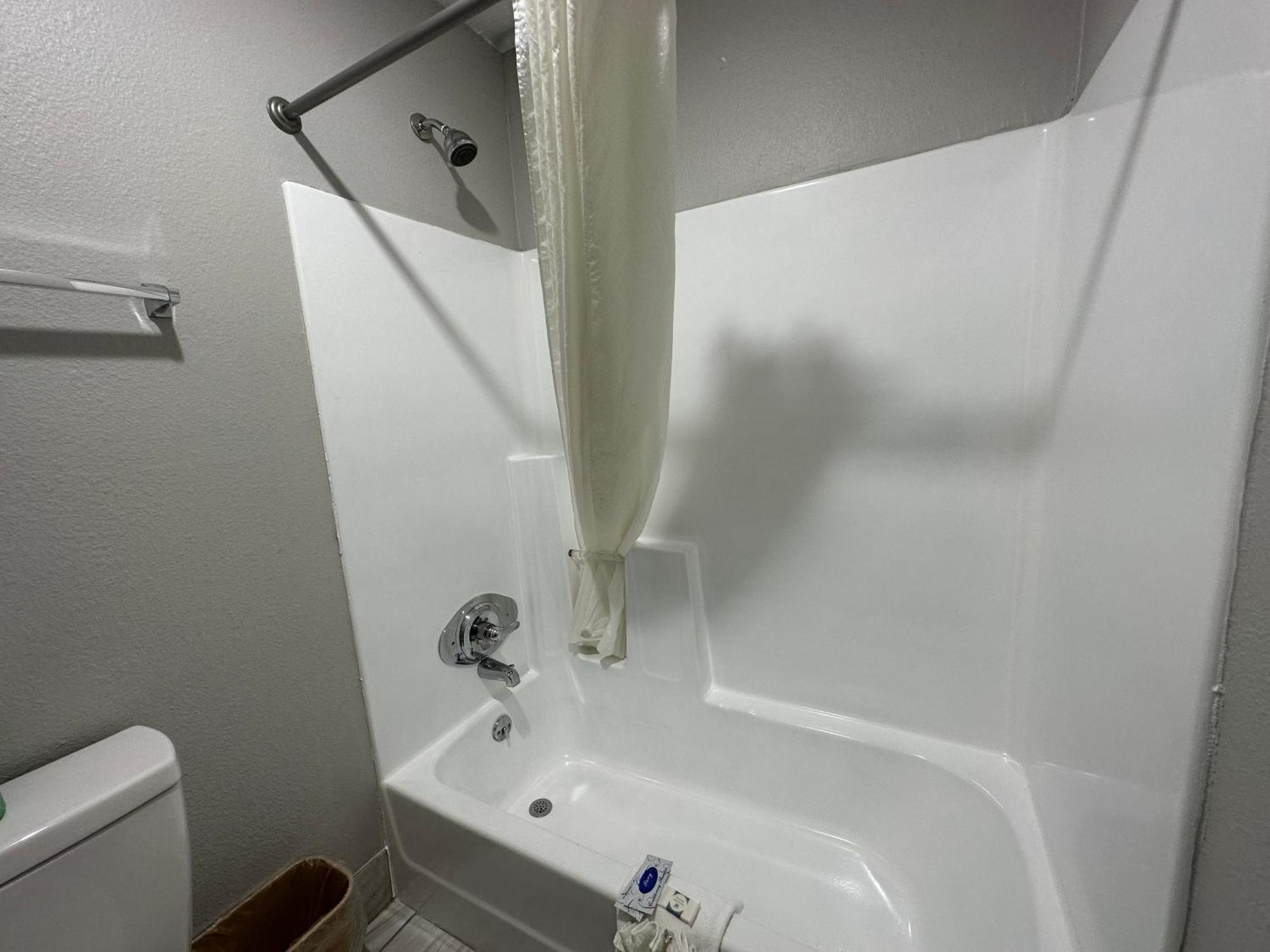 Budget Inn מוסקוגי מראה חיצוני תמונה